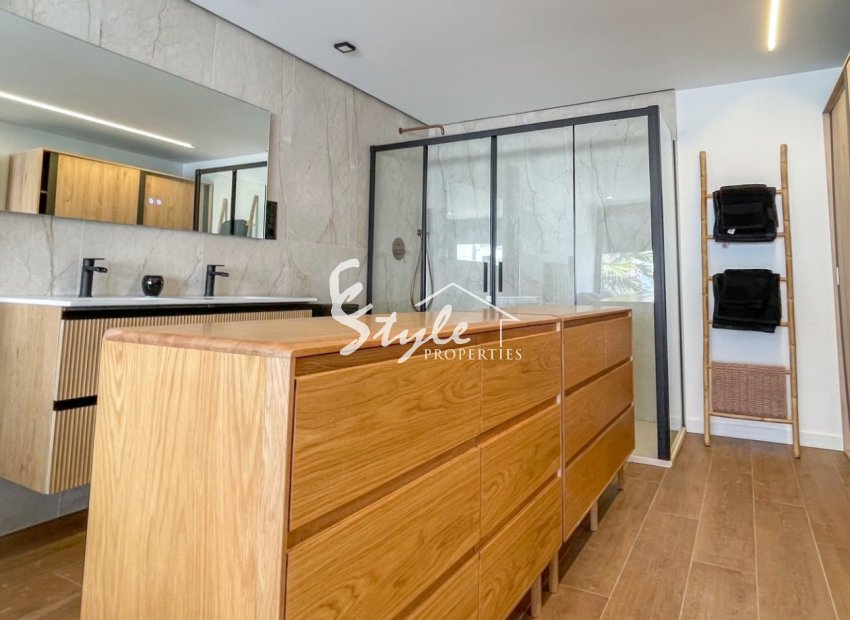 Resale - Townhouse - Torrevieja - Nueva Torrevieja - Aguas Nuevas