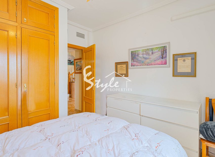 Resale - Townhouse - Torrevieja - Punta Prima