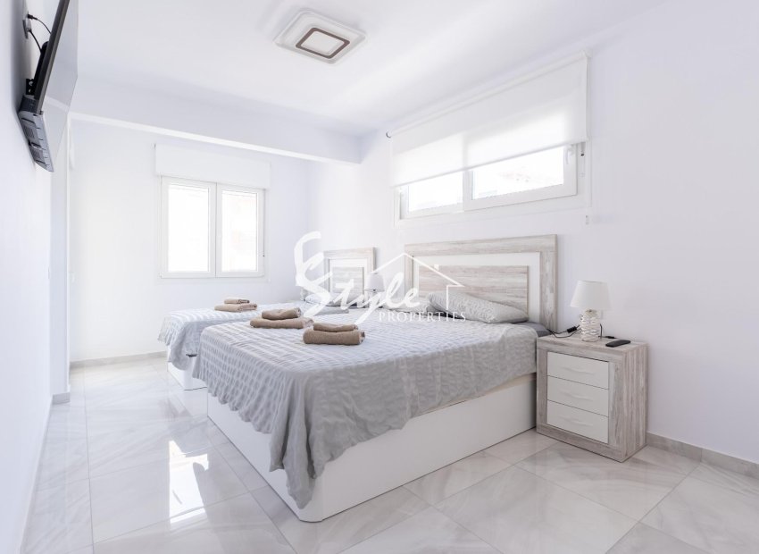 Resale - Townhouse - Torrevieja - Punta Prima