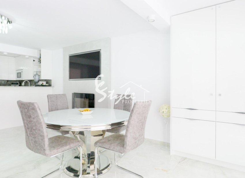 Resale - Townhouse - Torrevieja - Punta Prima