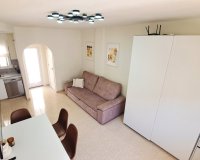 Resale - Townhouse - Villamartín - Las Filipinas
