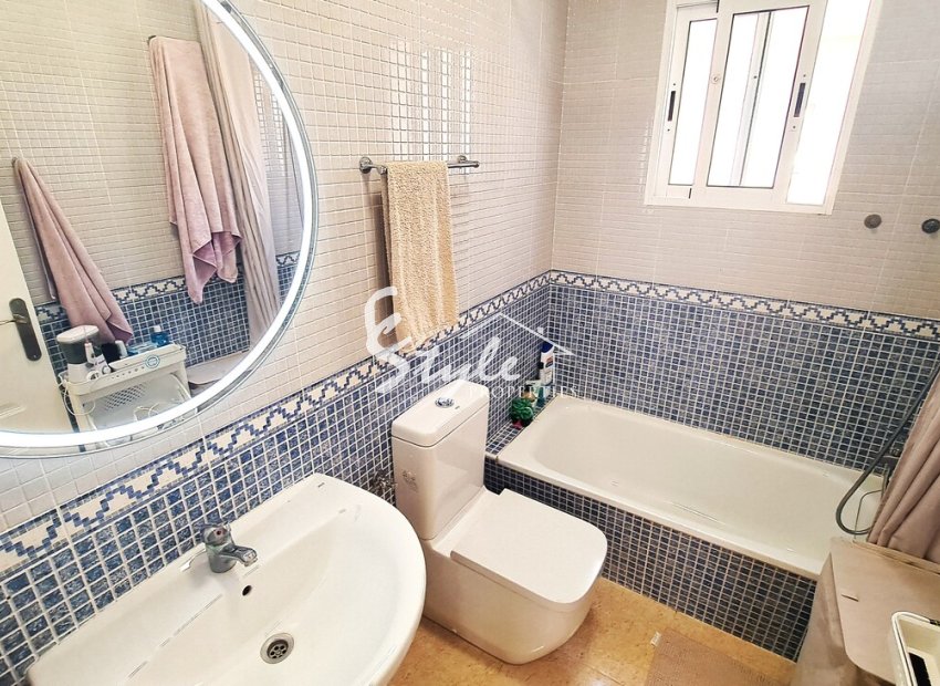 Resale - Townhouse - Villamartín - Las Filipinas