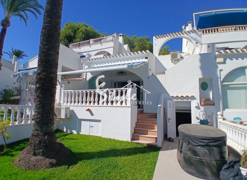 Resale - Townhouse - Villamartín - Orihuela Costa