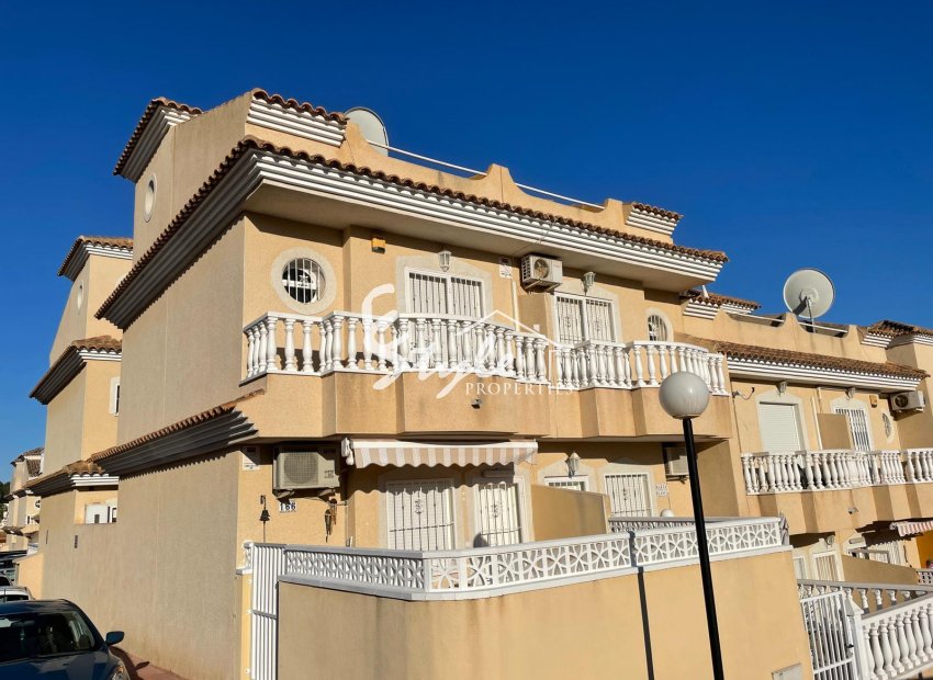 Resale - Townhouse - Villamartín - Villamartin