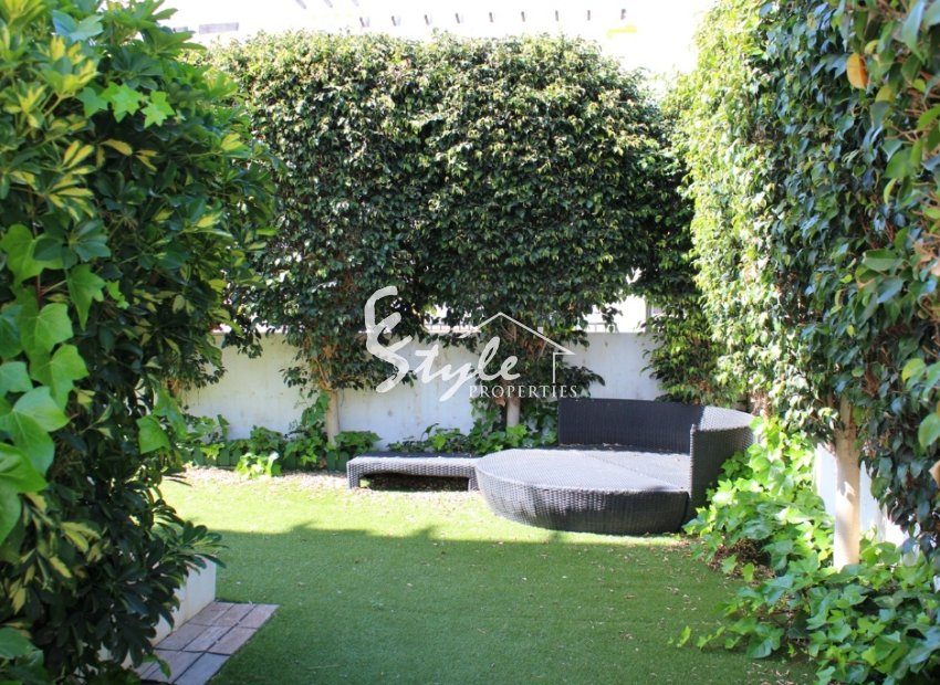 Resale - Townhouse - Villamartin