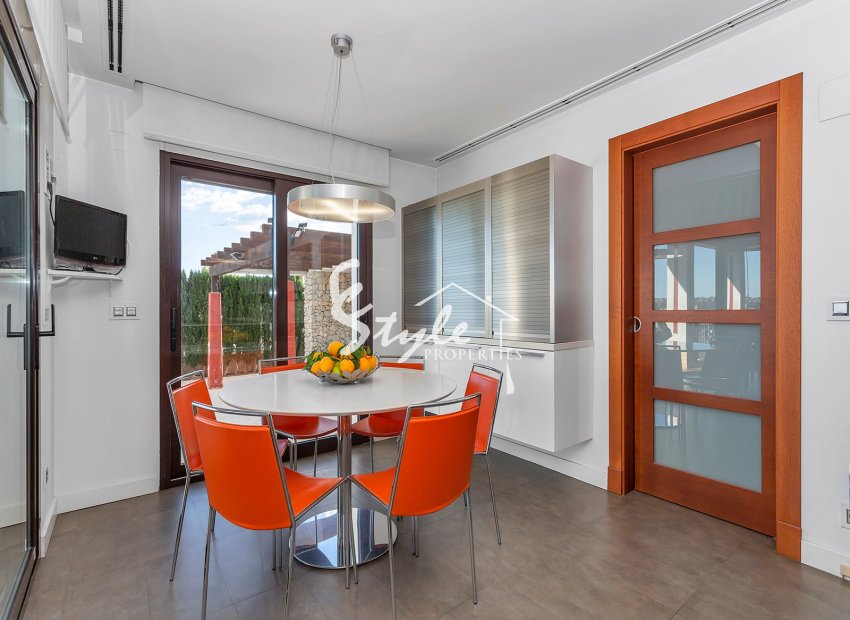 Resale - Villa - Algorfa - La Finca Golf Resort