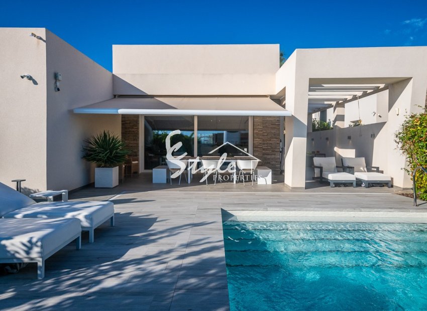 Resale - Villa - Algorfa - La Finca Golf Resort