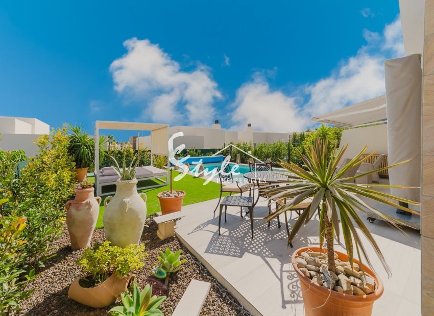 Resale - Villa - Algorfa - La Finca Golf Resort