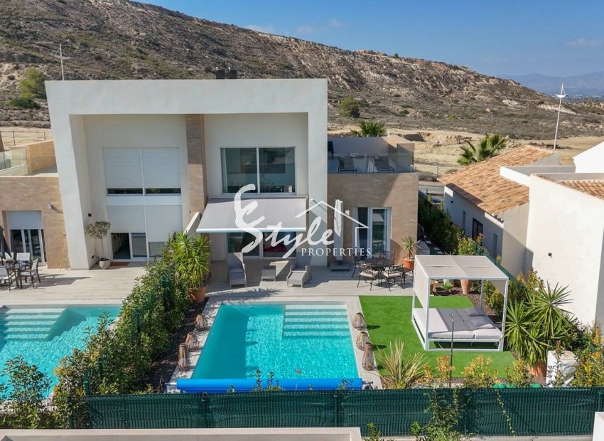 Resale - Villa - Algorfa - La Finca Golf Resort