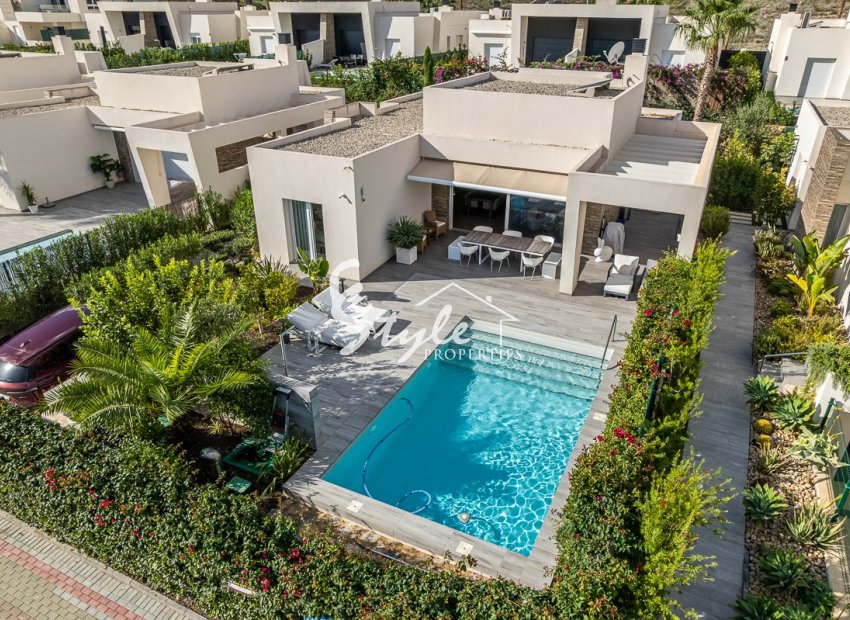 Resale - Villa - Algorfa - La Finca Golf Resort