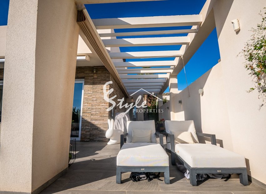 Resale - Villa - Algorfa - La Finca Golf Resort