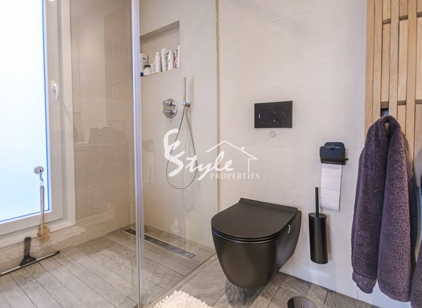Resale - Villa - Algorfa - La Finca Golf Resort