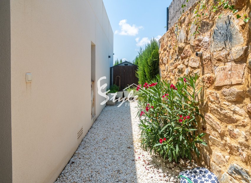 Resale - Villa - Algorfa - La Finca Golf