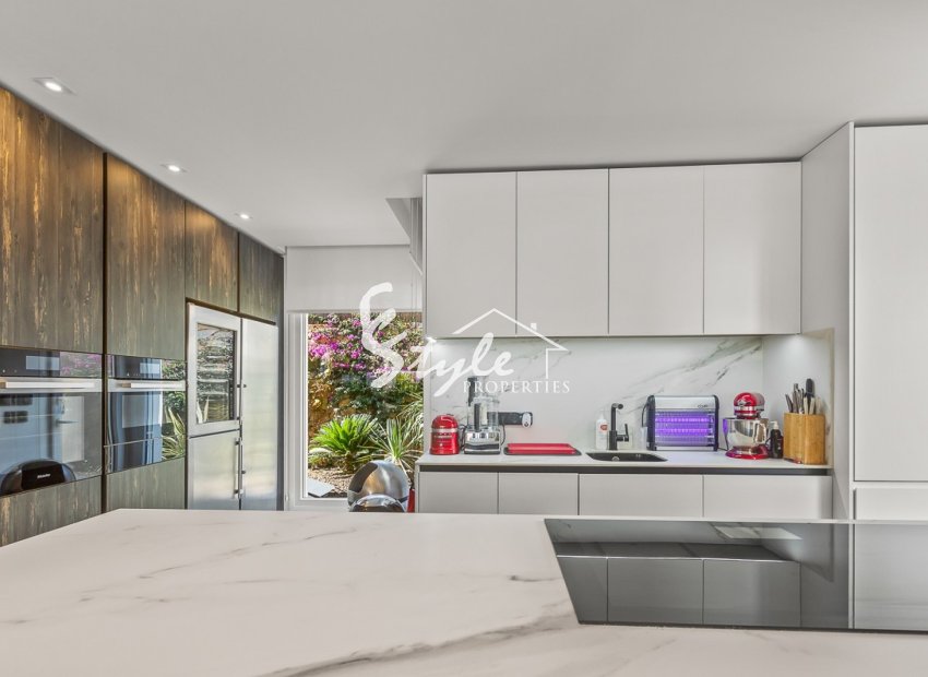 Resale - Villa - Algorfa (montemar) - La Finca Golf Resort