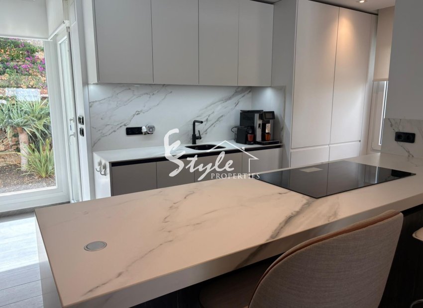 Resale - Villa - Algorfa (montemar) - La Finca Golf Resort