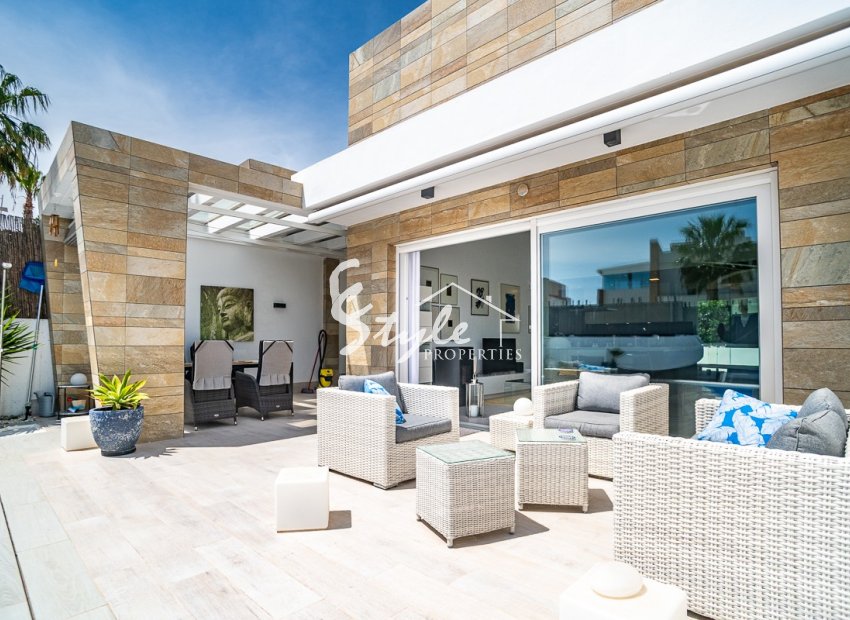 Resale - Villa - Algorfa (montemar) - La Finca Golf