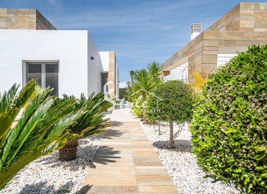 Resale - Villa - Algorfa (montemar) - La Finca Golf