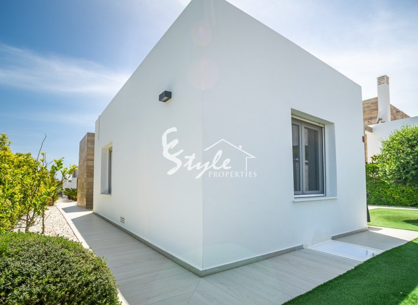Resale - Villa - Algorfa (montemar) - La Finca Golf