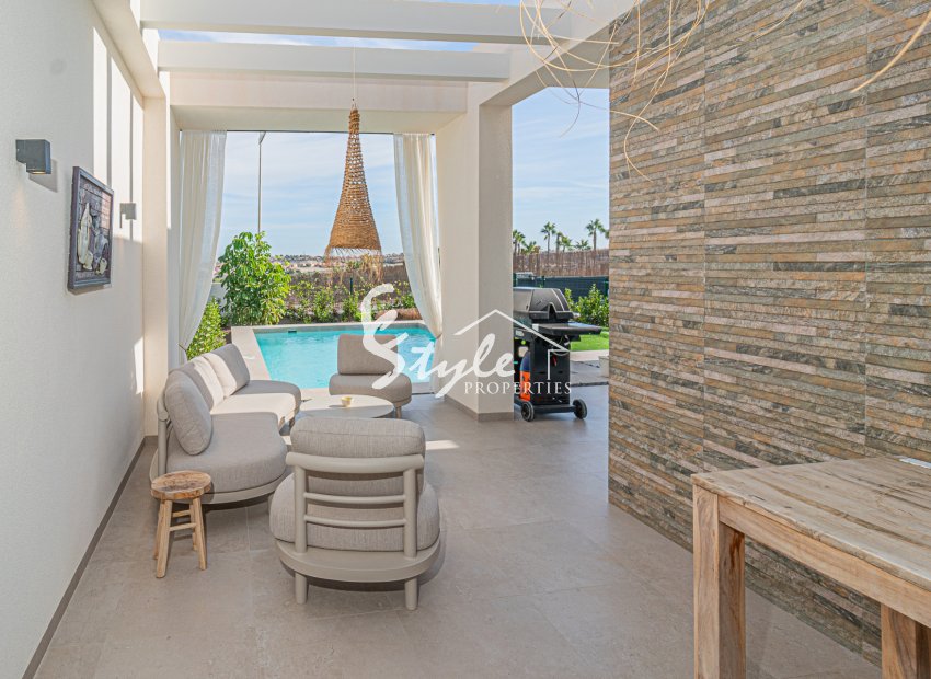 Resale - Villa - Algorfa (montemar) - La Finca