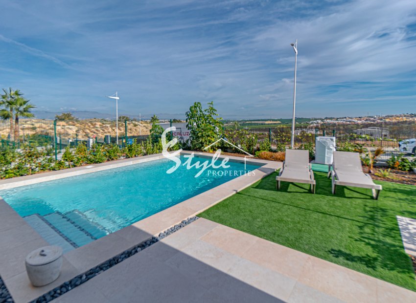 Resale - Villa - Algorfa (montemar) - La Finca