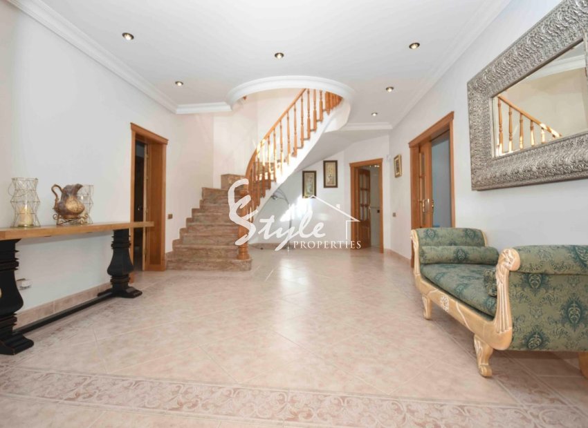 Resale - Villa - Alicante - Callosa De Segura