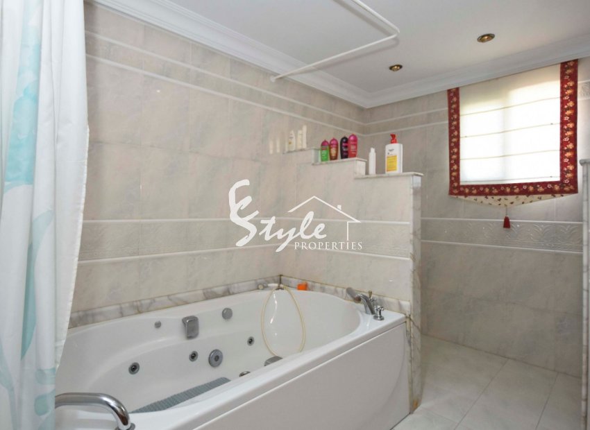 Resale - Villa - Alicante - Callosa De Segura