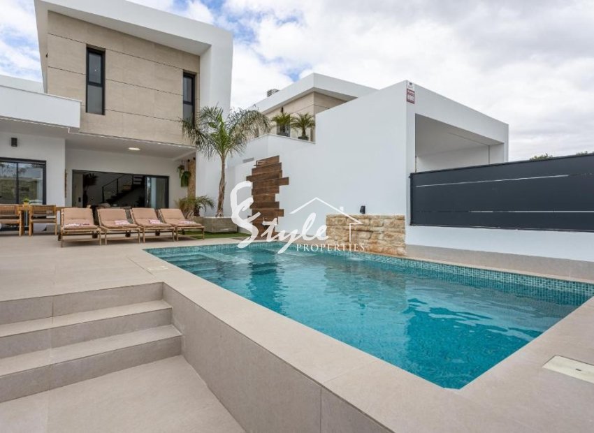 Resale - Villa - Alicante - Dolores