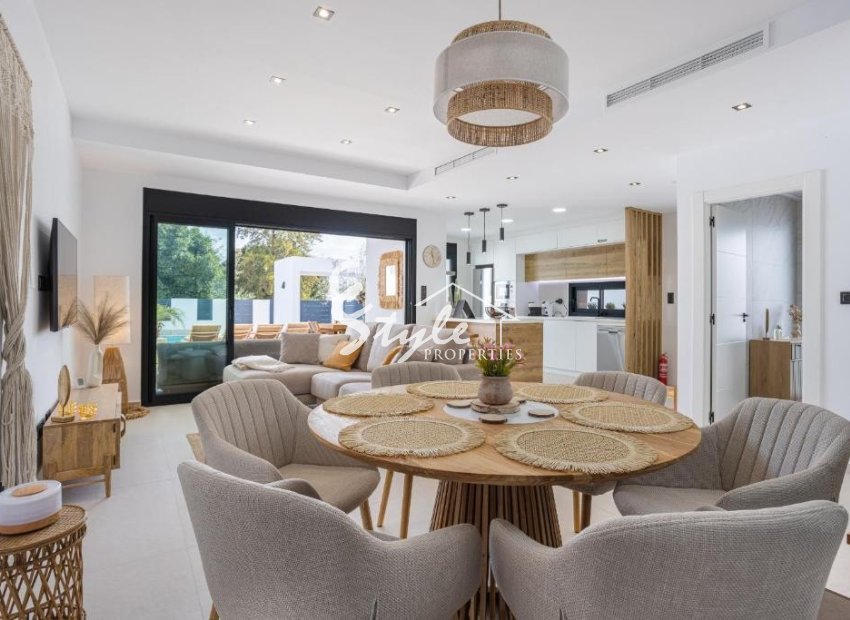 Resale - Villa - Alicante - Dolores
