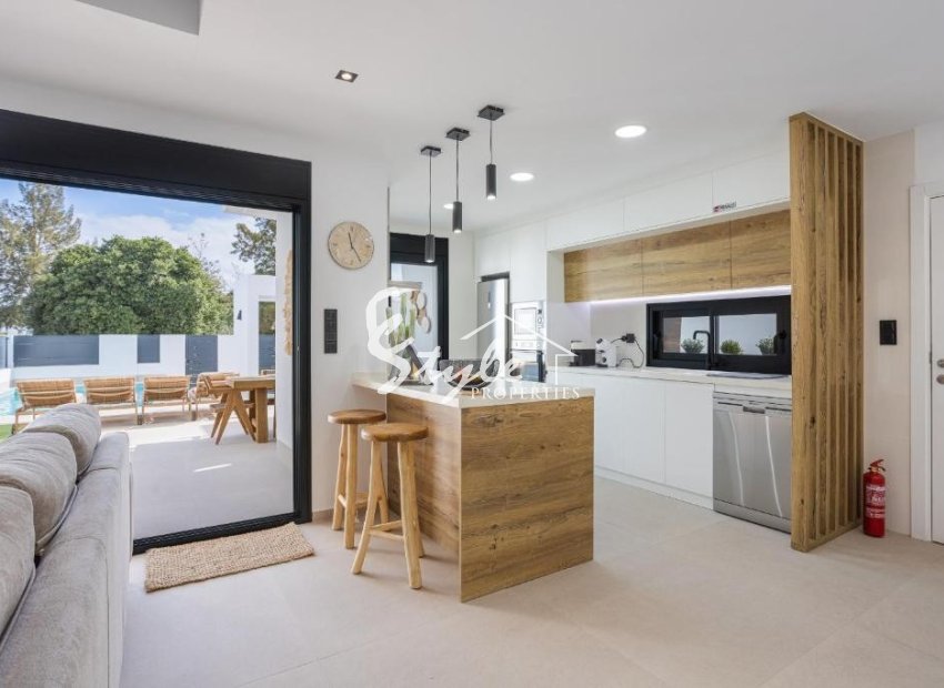 Resale - Villa - Alicante - Dolores