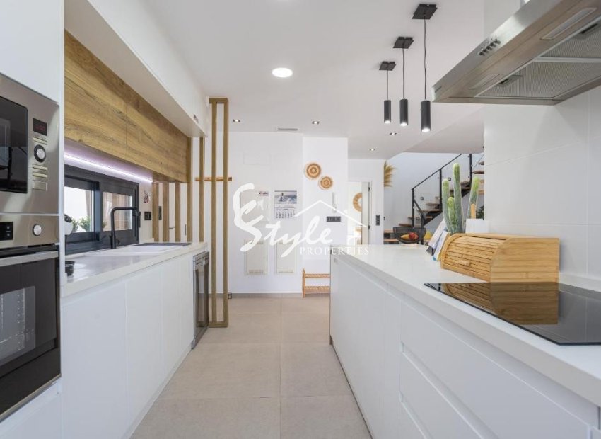 Resale - Villa - Alicante - Dolores