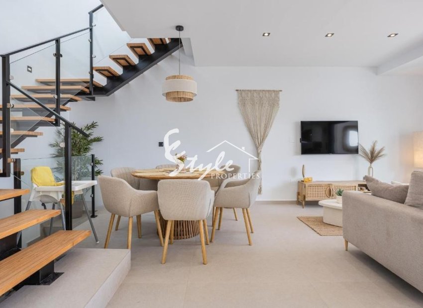 Resale - Villa - Alicante - Dolores