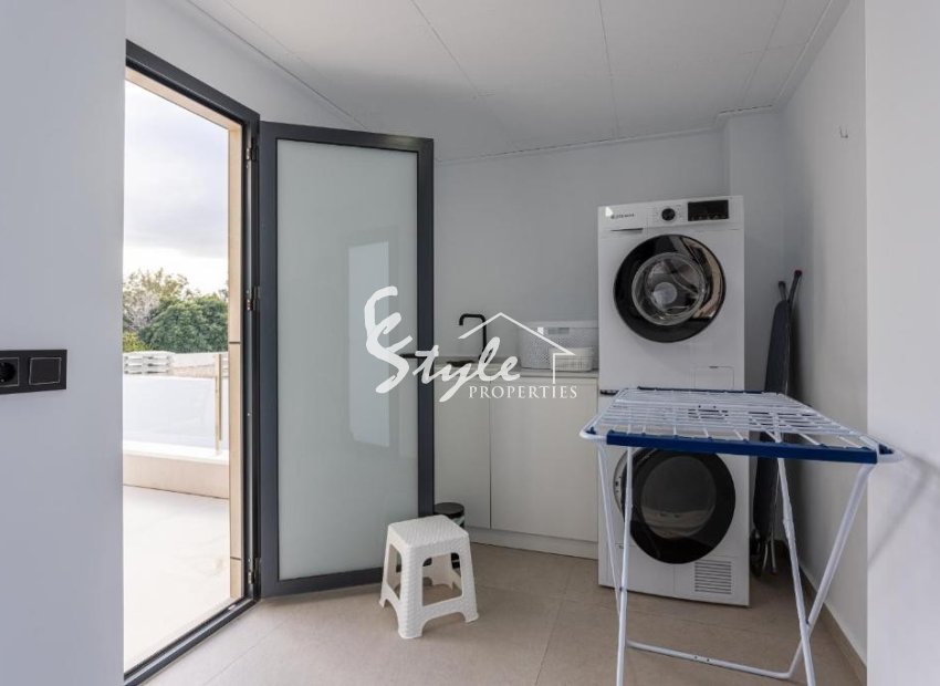 Resale - Villa - Alicante - Dolores