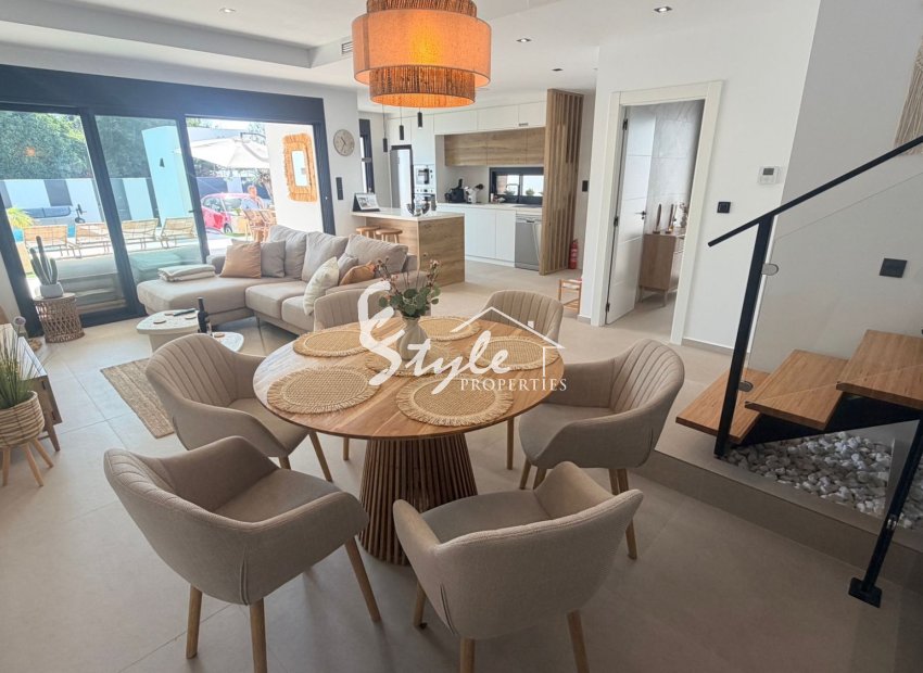 Resale - Villa - Alicante - Dolores