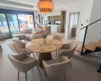 Resale - Villa - Alicante - Dolores