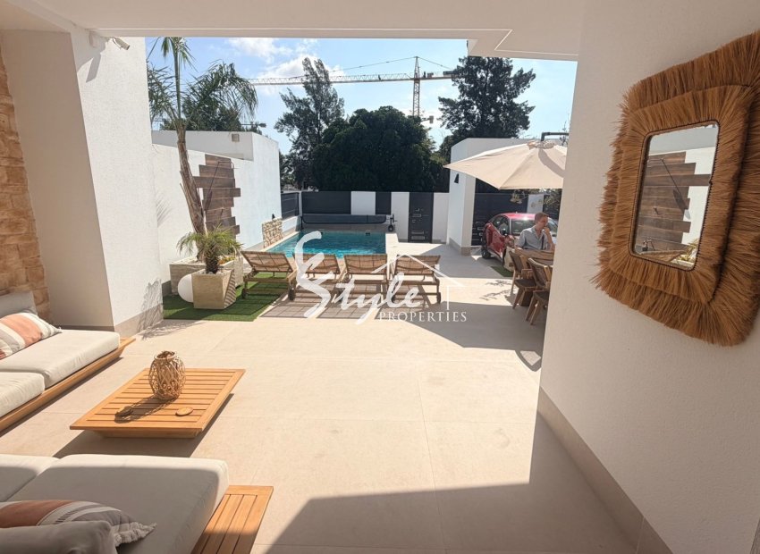 Resale - Villa - Alicante - Dolores