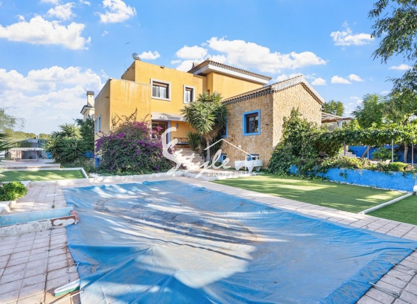 Resale - Villa - Alicante - El Poble Llevanti