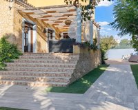 Resale - Villa - Alicante - El Poble Llevanti