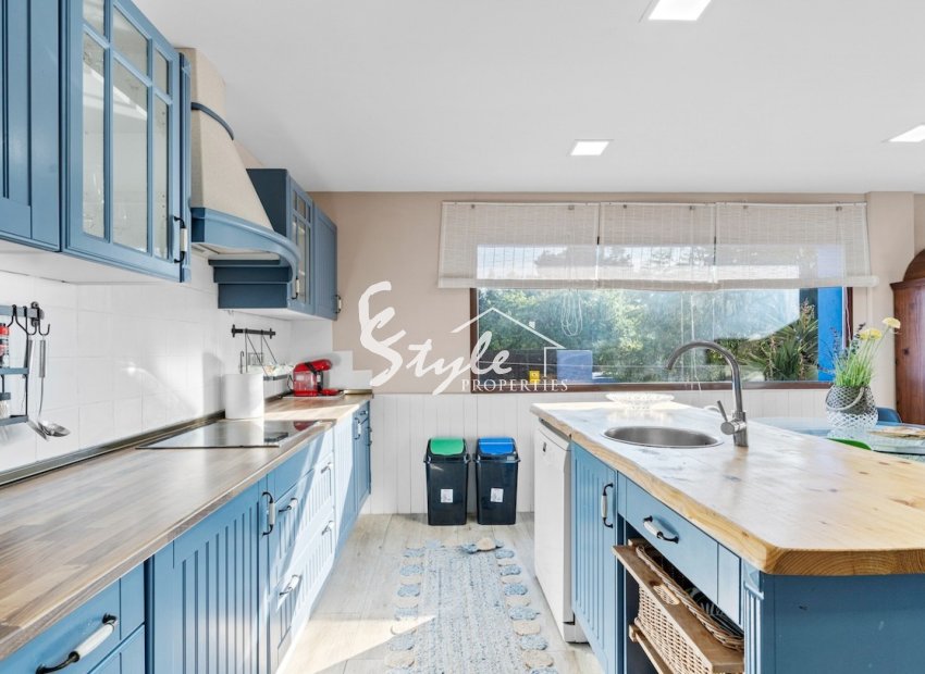 Resale - Villa - Alicante - El Poble Llevanti
