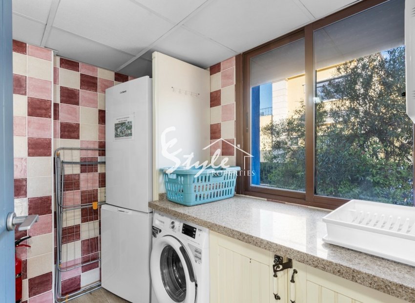 Resale - Villa - Alicante - El Poble Llevanti