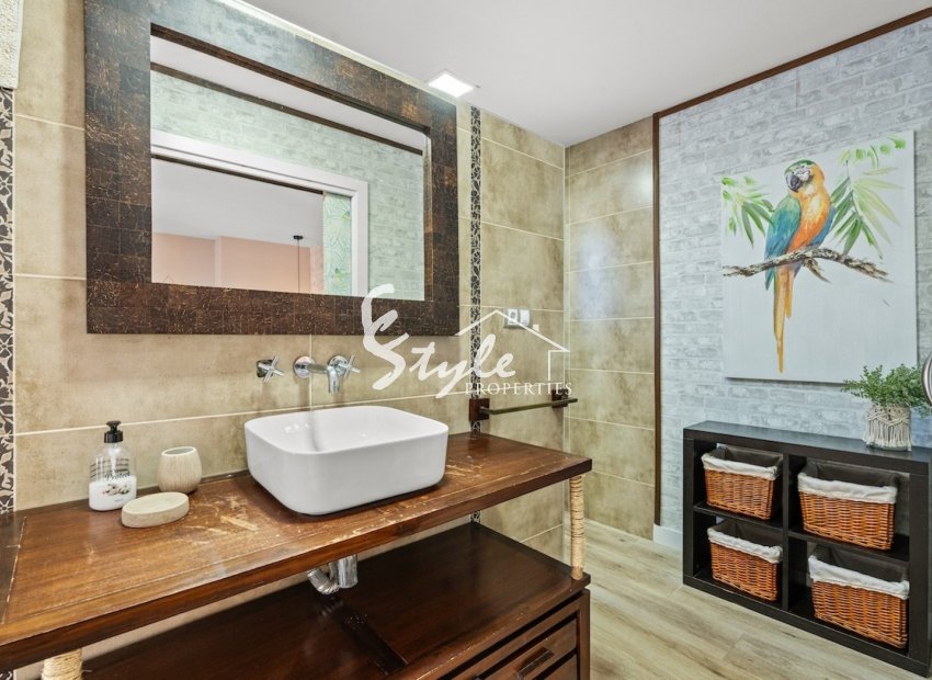 Resale - Villa - Alicante - El Poble Llevanti