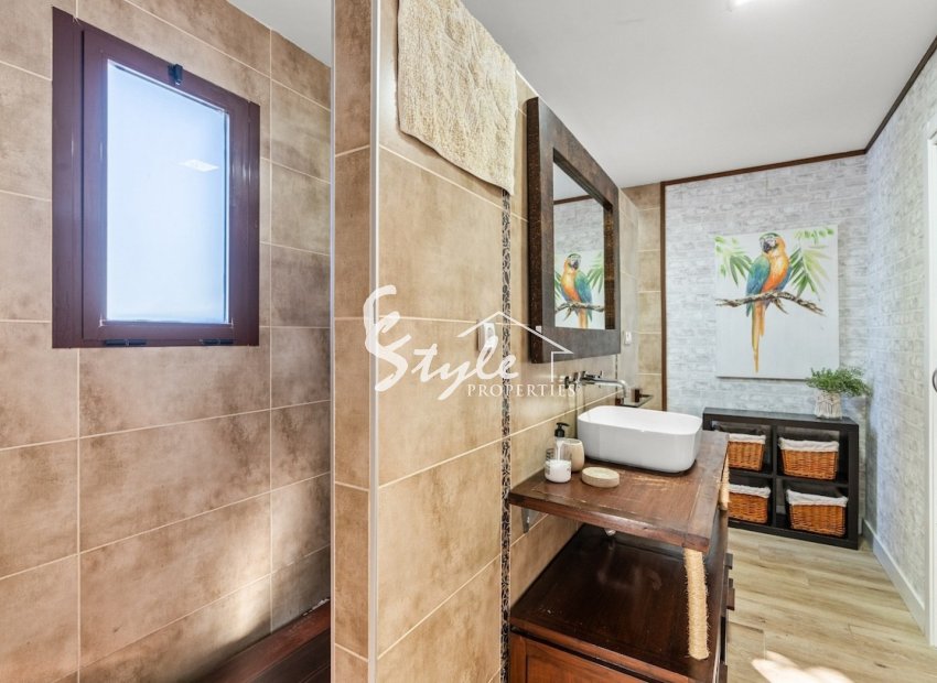 Resale - Villa - Alicante - El Poble Llevanti