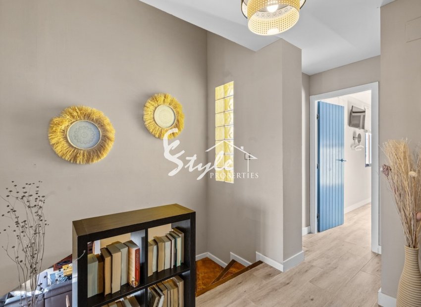 Resale - Villa - Alicante - El Poble Llevanti