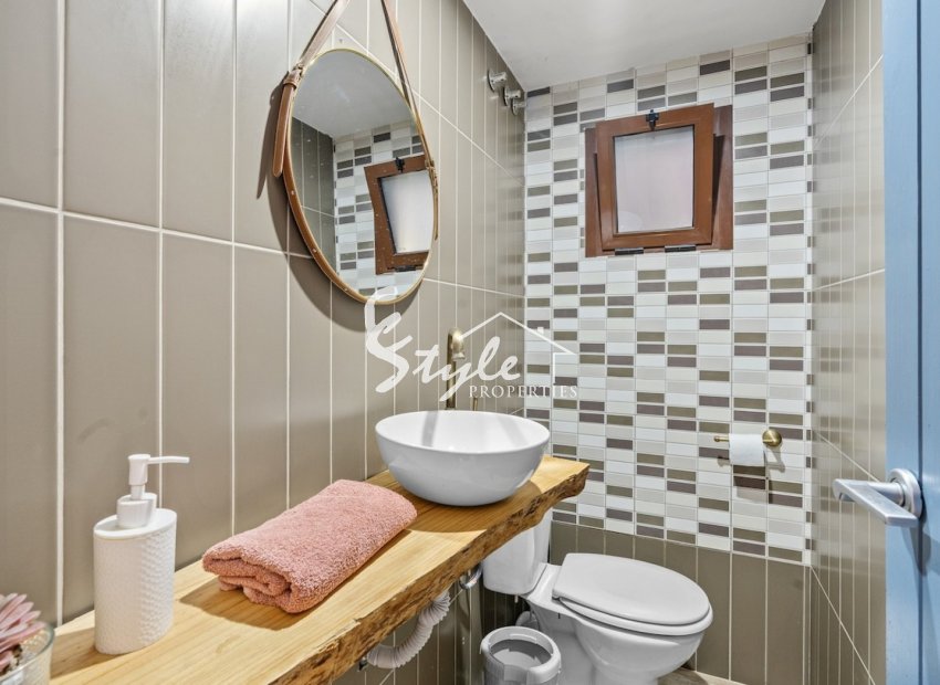 Resale - Villa - Alicante - El Poble Llevanti