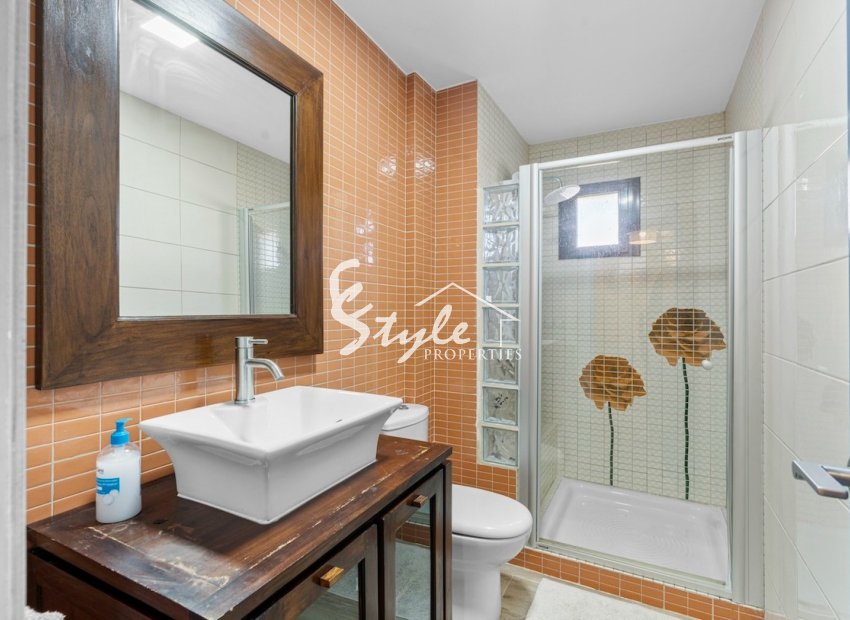 Resale - Villa - Alicante - El Poble Llevanti