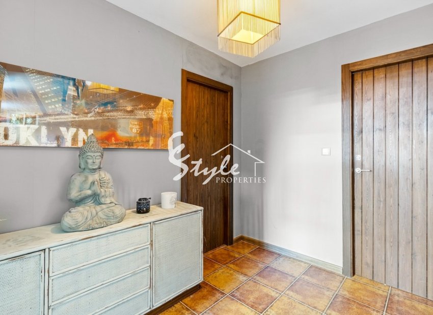 Resale - Villa - Alicante - El Poble Llevanti