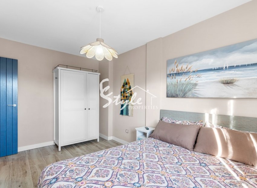 Resale - Villa - Alicante - El Poble Llevanti
