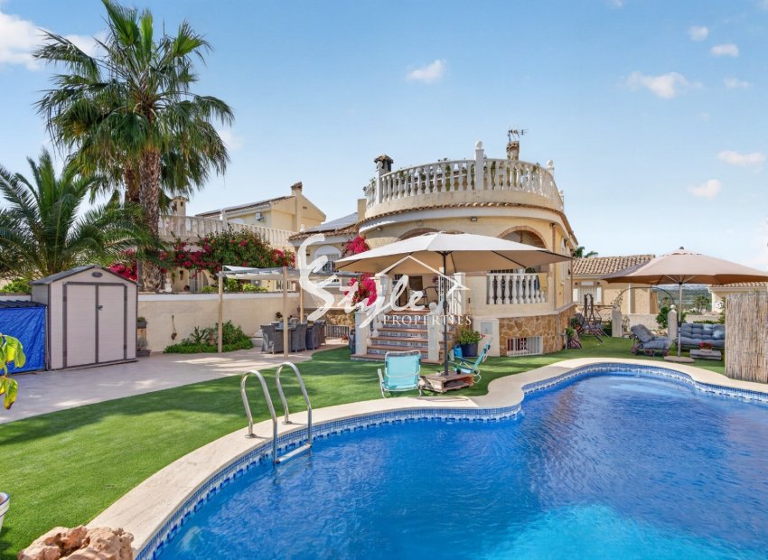 Resale - Villa - Alicante - Monte Y Mar