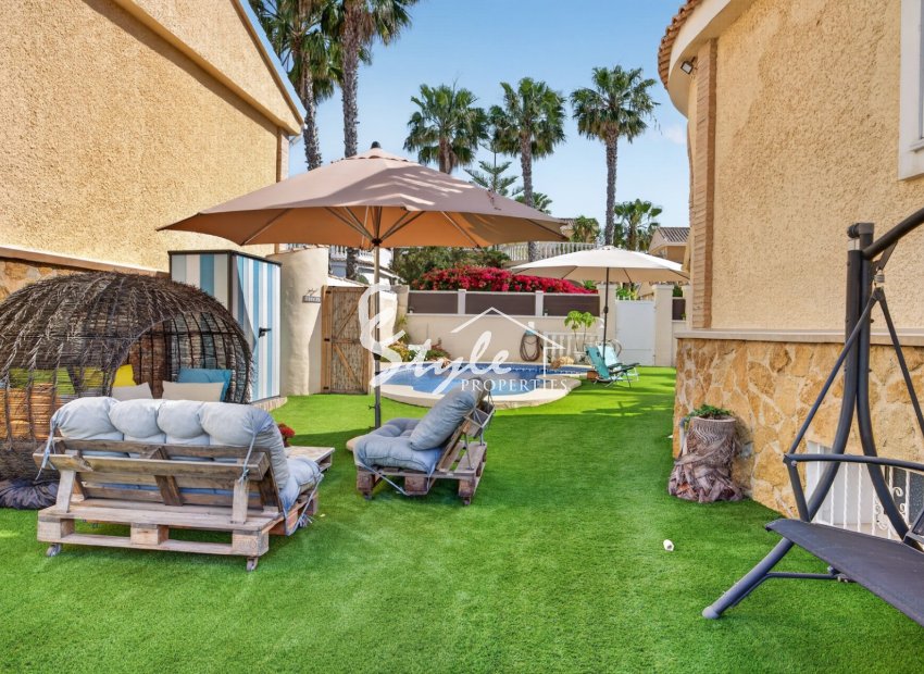 Resale - Villa - Alicante - Monte Y Mar