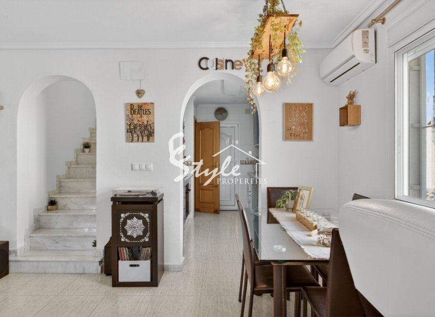 Resale - Villa - Alicante - Monte Y Mar