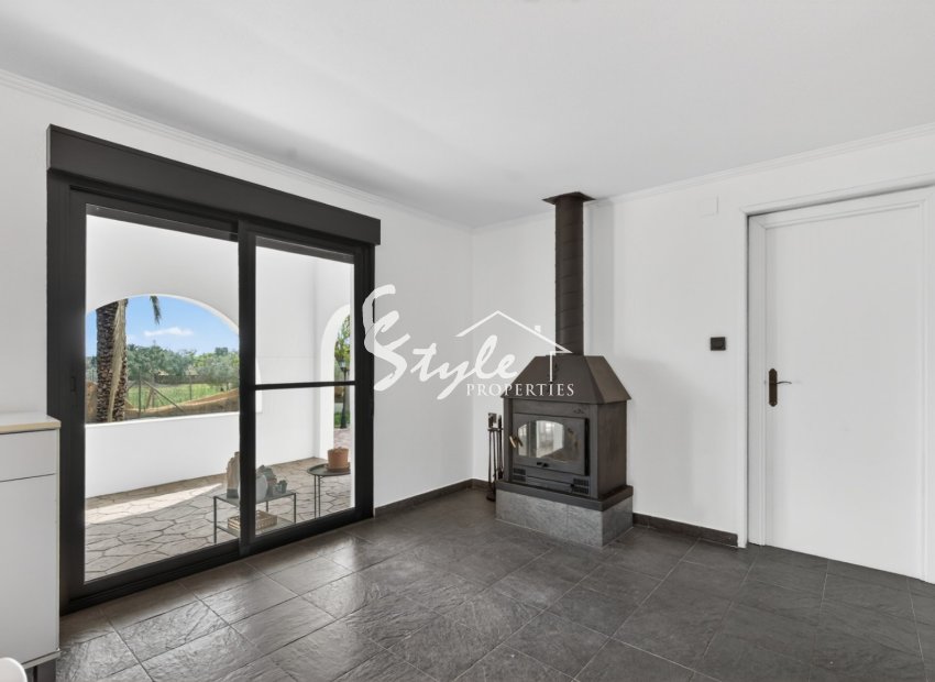 Resale - Villa - Alicante - Santa Pola